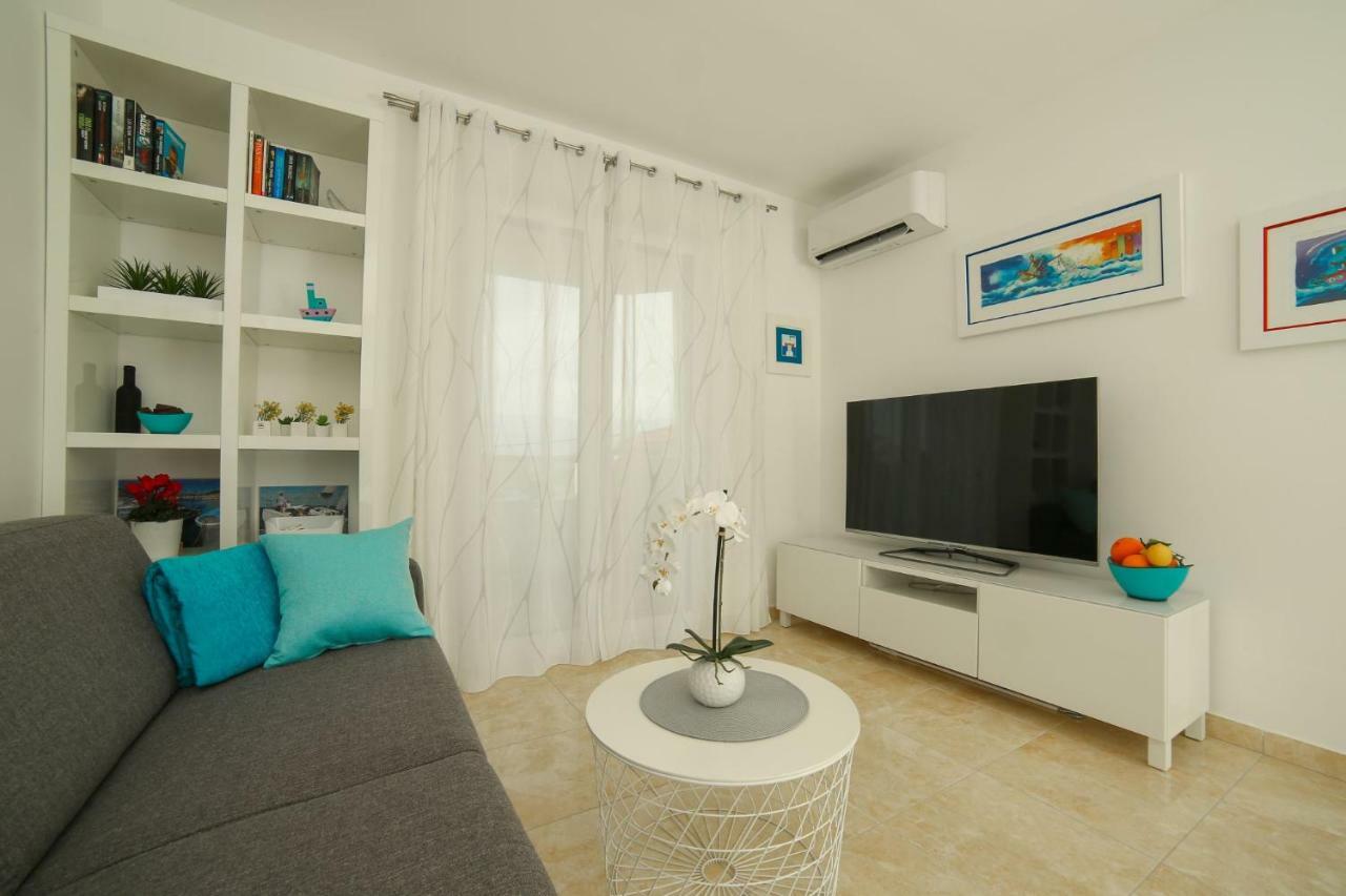 Amazing Luxury 4Star Apartment Laura Supetar Dış mekan fotoğraf