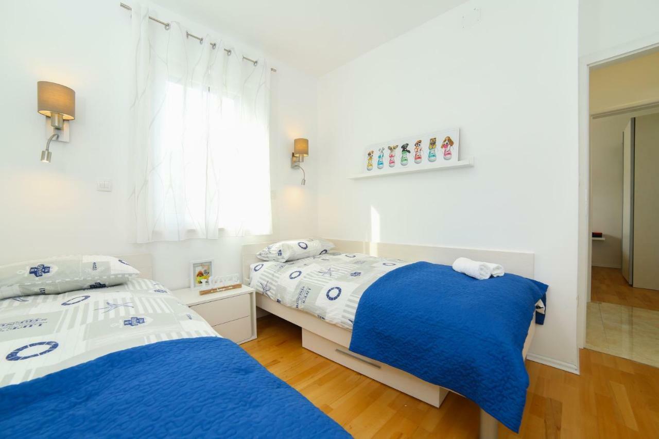 Amazing Luxury 4Star Apartment Laura Supetar Dış mekan fotoğraf