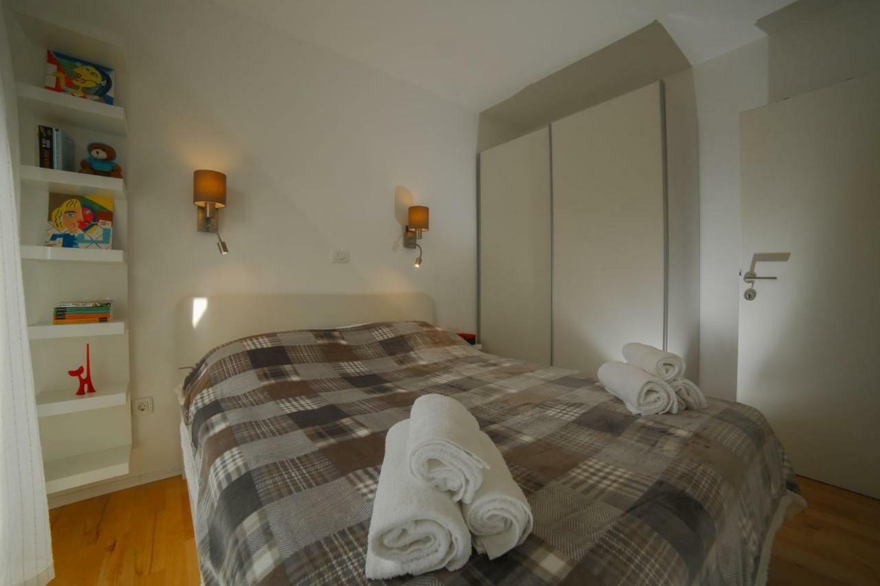 Amazing Luxury 4Star Apartment Laura Supetar Dış mekan fotoğraf